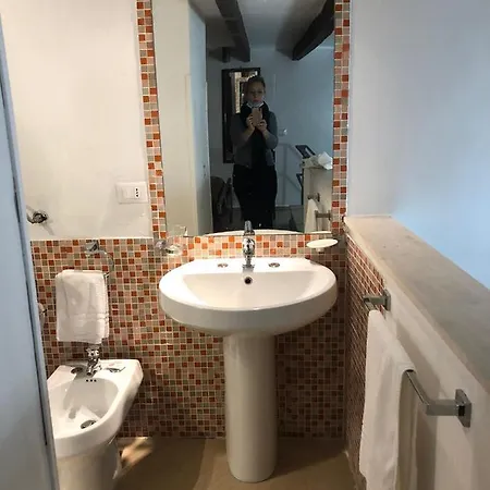 Liberta,croci Centro Apartman *